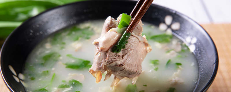 羊肉汤怎么做好吃 羊肉汤怎么做好吃又简单的做法