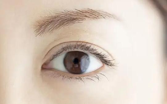 双眼皮手术有几种 双眼皮手术的风险有哪些